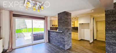 Maison - 150 m² - 8 pièces