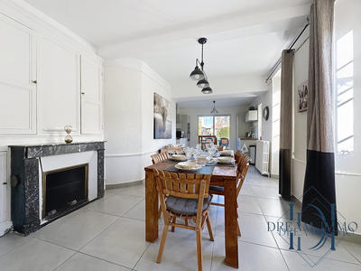 Maison - 143 m² - 5 pièces