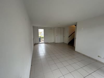 Maison - 83 m² - 4 pièces