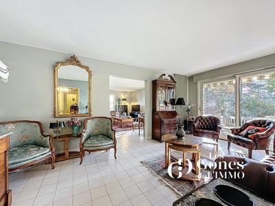 Appartement - 148 m² - 7 pièces