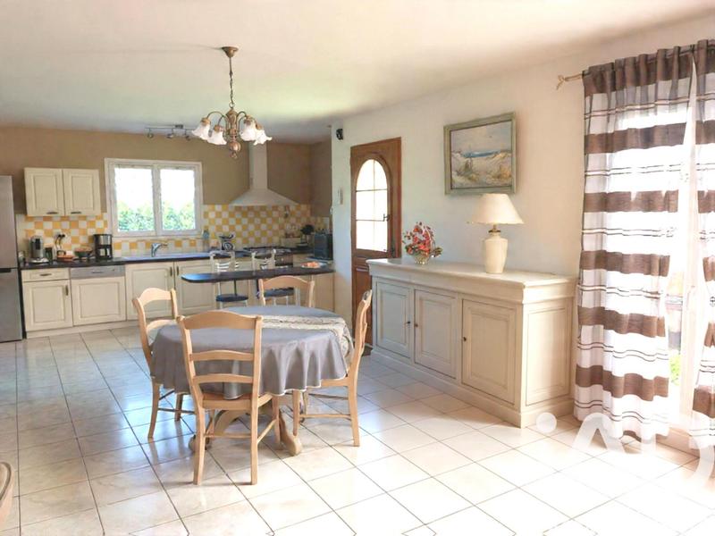 Maison - 90 m² - 3 pièces