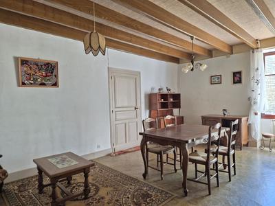 Maison - 150 m² - 5 pièces