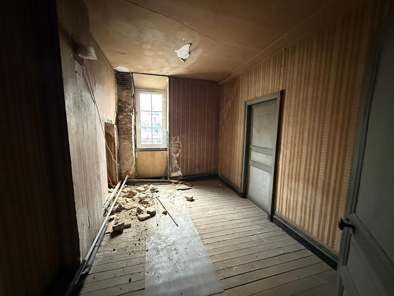 Immeuble - 250 m² - 11 pièces