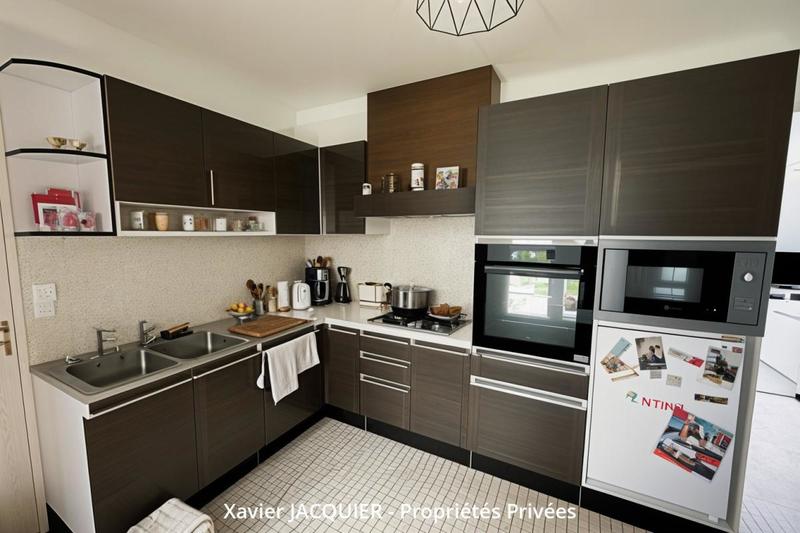 Maison - 108 m² - 4 pièces