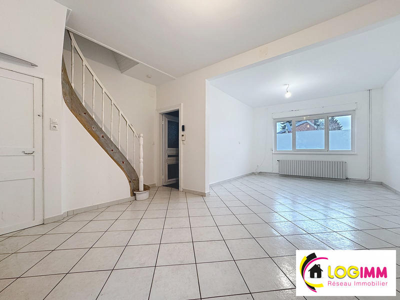 Maison - 121 m² - 7 pièces