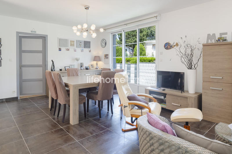 Maison - 105 m² - 4 pièces