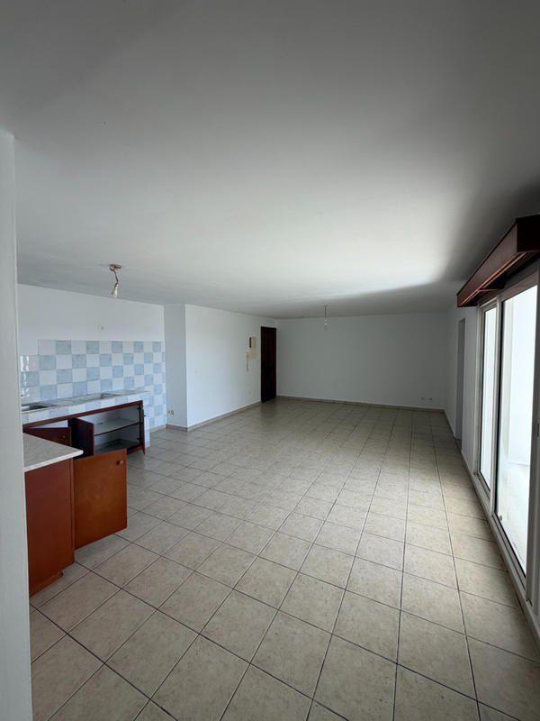 Appartement - 75 m² - 3 pièces