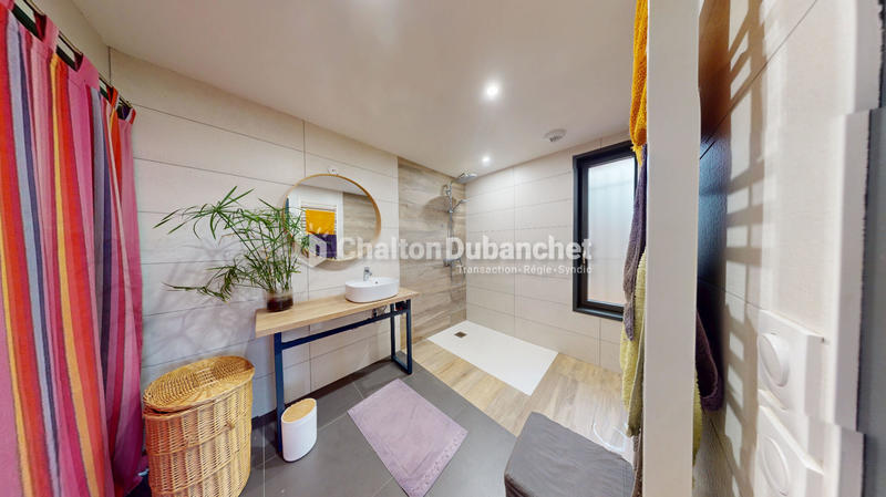 Maison - 165 m² - 6 pièces