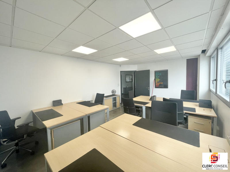 Bureau - 133 m²