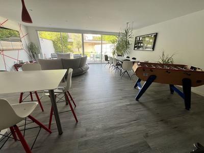 Maison contemporaine - 164 m² - 6 pièces