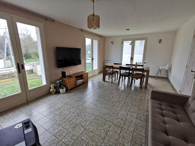 Maison - 103 m² - 4 pièces