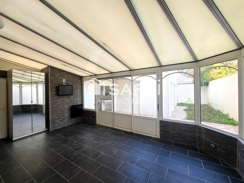 Maison - 277 m² - 6 pièces
