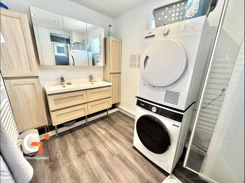 Chambre - 11 m² - 5 pièces