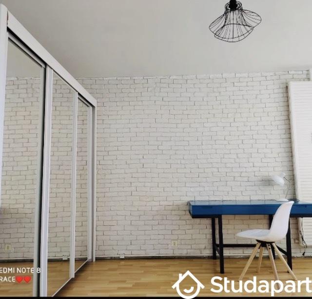 Chambre - 20 m² - 1 pièce