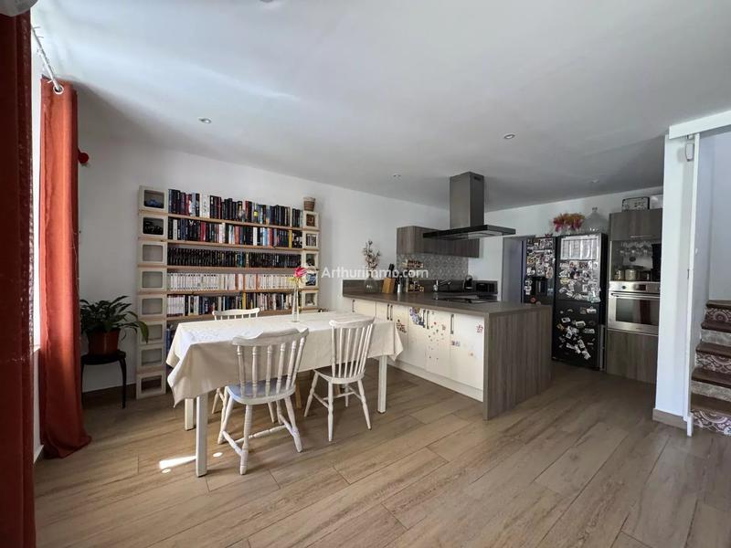 Maison - 95 m² - 4 pièces