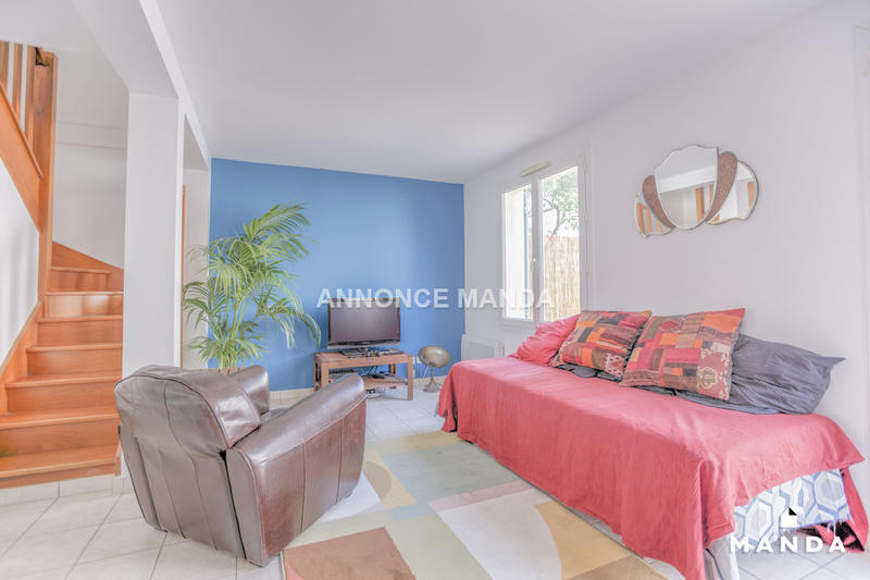 Chambre - 9 m² - 4 pièces