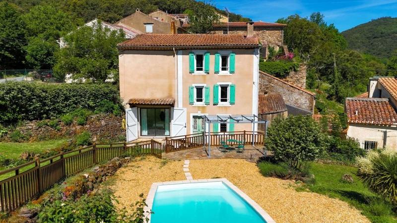 Maison - 125 m² - 8 pièces