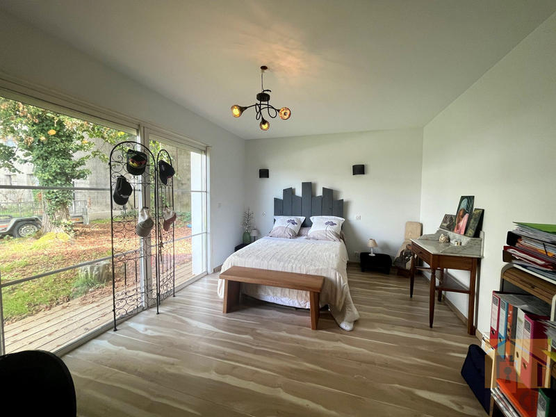 Maison contemporaine - 167 m² - 5 pièces