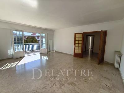 Appartement - 105 m² - 3 pièces