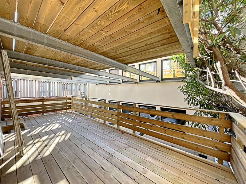 Immeuble - 717 m² - 18 pièces