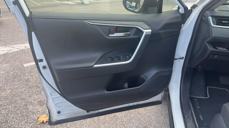 Toyota Rav4 2.5 Vvt-i 218 Hybrid 2wd e-Cvt Dynamic Business