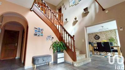 Maison - 220 m² - 8 pièces