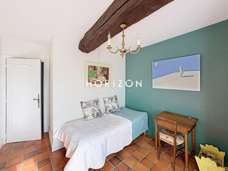 Maison ancienne - 200 m² - 7 pièces