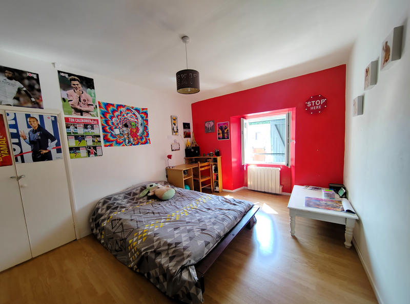 Maison - 220 m² - 9 pièces