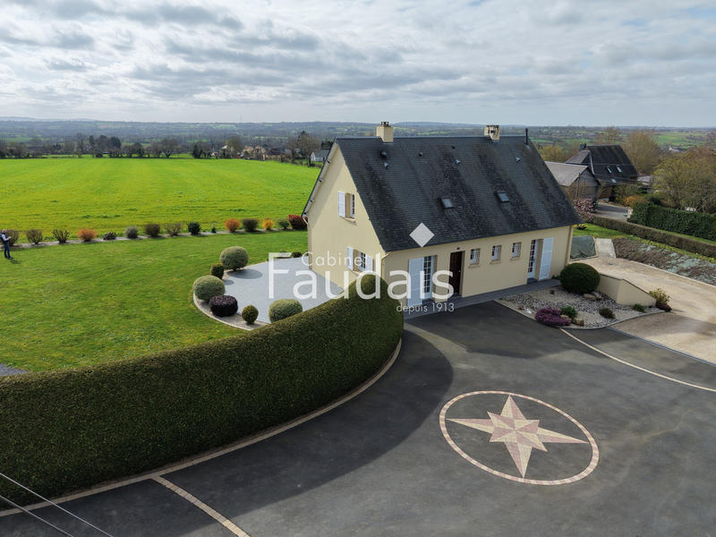 Maison - 135 m² - 7 pièces