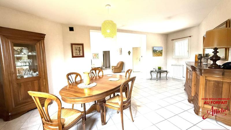 Maison - 160 m² - 6 pièces