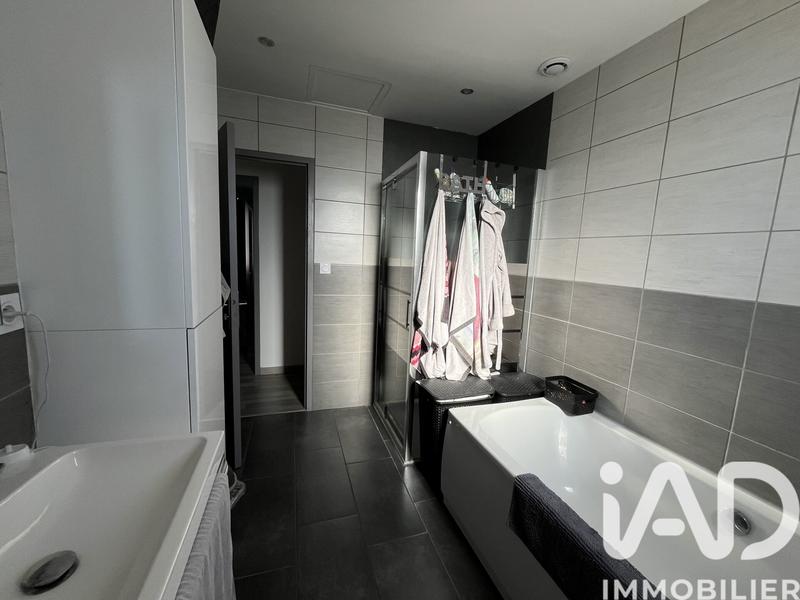 Maison - 128 m² - 5 pièces