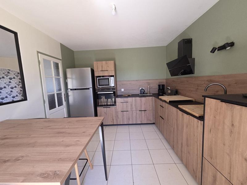 Maison - 140 m² - 5 pièces