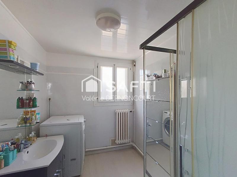 Appartement - 98 m² - 6 pièces