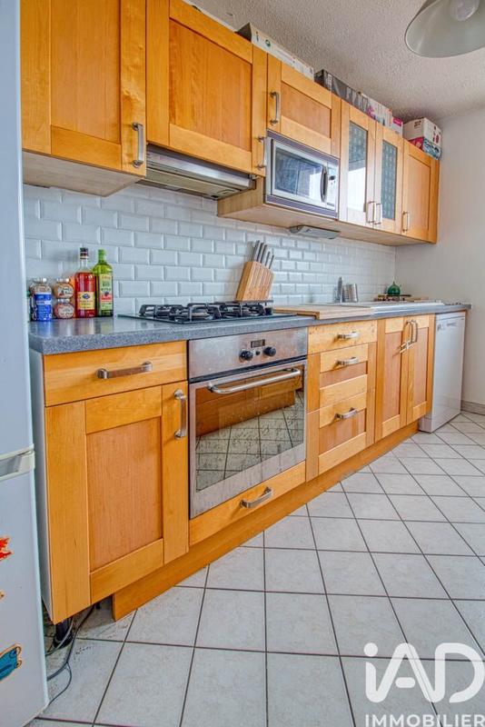 Appartement - 77 m² - 4 pièces