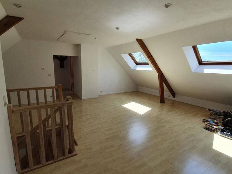 Maison - 180 m² - 6 pièces