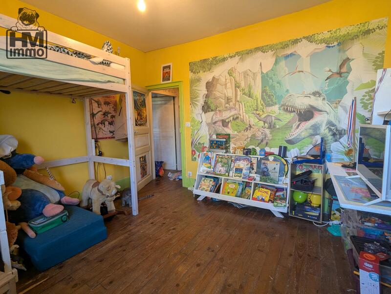 Maison - 85 m² - 5 pièces