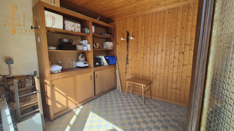 Maison - 198 m² - 7 pièces