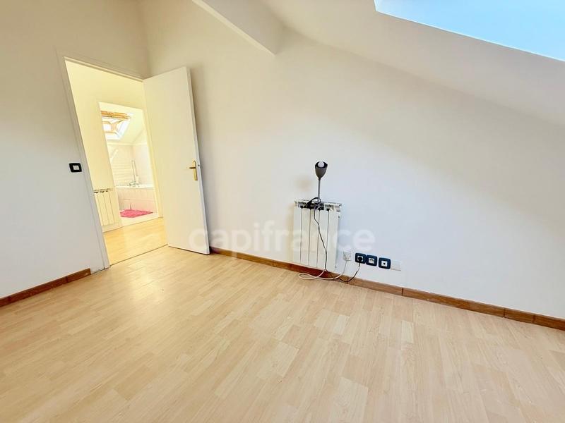 Appartement - 82 m² - 4 pièces