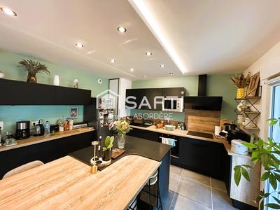 Appartement - 93 m² - 4 pièces