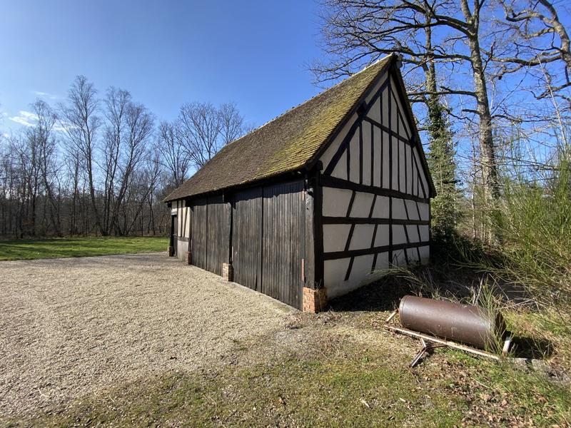 Maison - 210 m² - 6 pièces