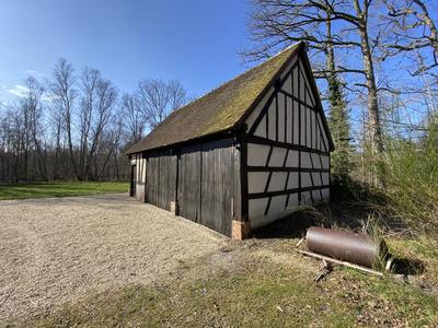 Maison - 210 m² - 6 pièces