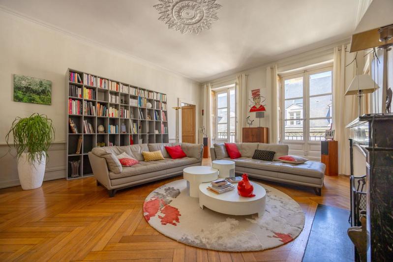 Appartement - 177 m² - 8 pièces