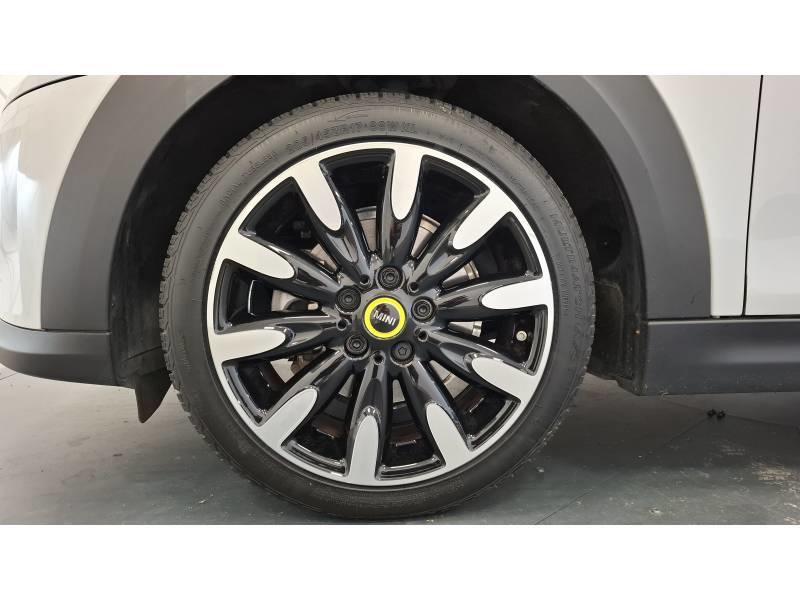 Mini Mini Hatch 3 Portes Cooper se 184 ch Essential