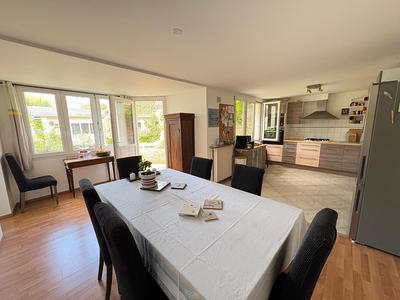 Maison - 146 m² - 7 pièces