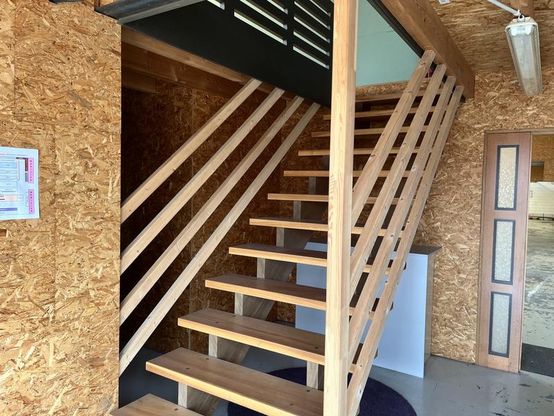 Local d'activités - 1 334 m²