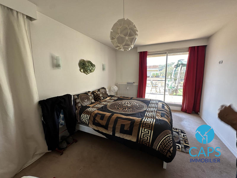 Appartement - 95 m² - 4 pièces