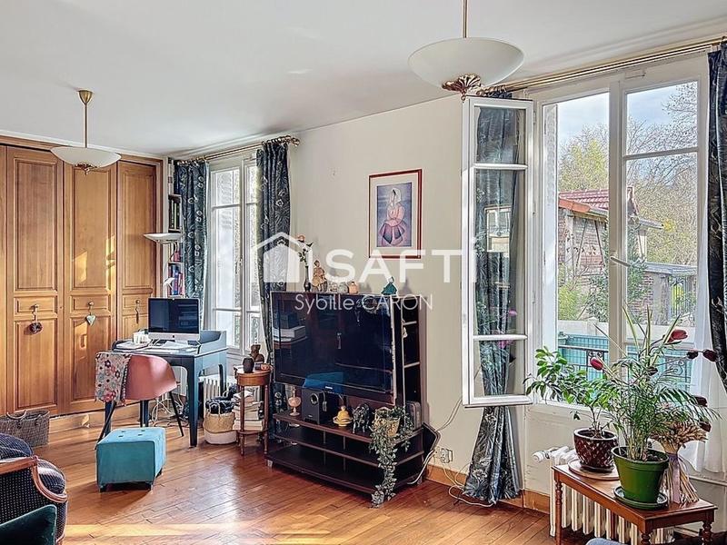 Maison - 90 m² - 5 pièces