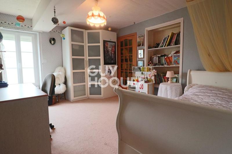 Maison ancienne - 225 m² - 8 pièces