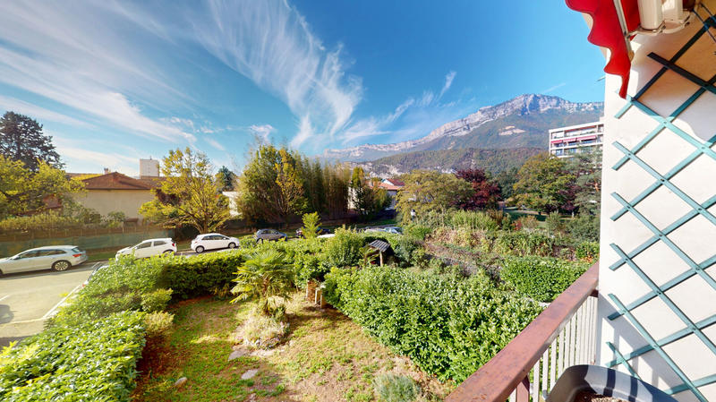 Appartement - 92 m² - 3 pièces