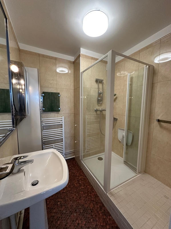 Appartement - 114 m² - 6 pièces